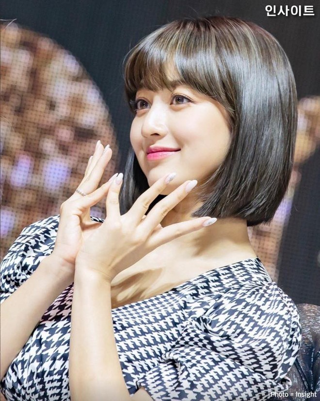 Trưởng nhóm TWICE - Jihyo tiết lộ rất thích chơi Liên Minh Huyền Thoại, nhưng chỉ đánh với máy vì sợ toxic - Ảnh 4.