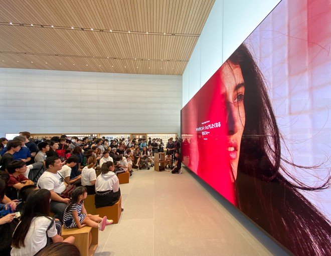 Lạ lùng với Apple Store mới toanh đậm chất Nhật Bản: Thiết kế cây nhà lá vườn chưa từng có trên thế giới - Ảnh 4.