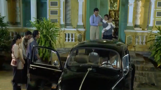 Tiếng S&eacute;t Trong Mưa tập 25: Ch&agrave;ng trai v&agrave;ng trong l&agrave;ng kh&ocirc;ng sợ bố con ai gọi t&ecirc;n qu&yacute; tử của cậu Ba Duy! - Ảnh 3.