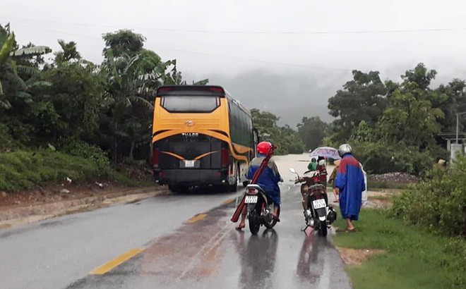 Hơn 200 trường học ở Quảng Bình không thể khai giảng vì mưa lũ - Ảnh 3.