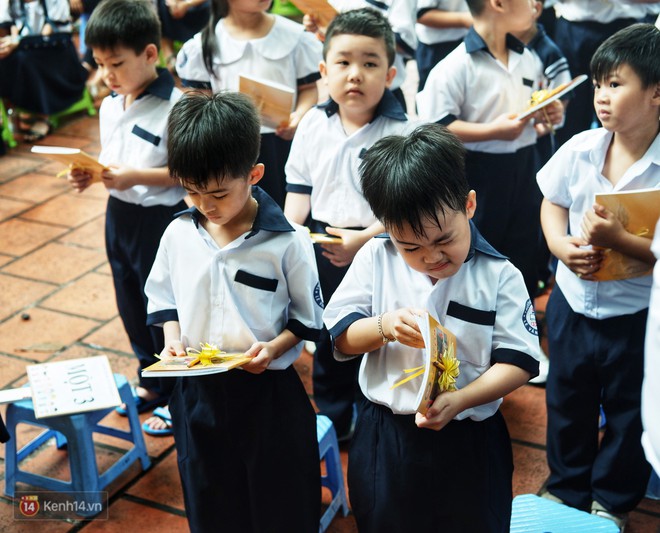 5 siêu nhân nhí trong ca sinh năm đầu tiên ở Việt Nam lém lỉnh ngày khai giảng: Xin chào lớp 1! - Ảnh 20.