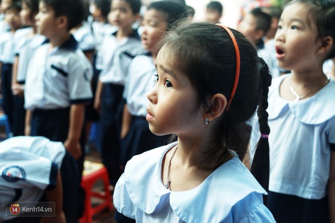 5 siêu nhân nhí trong ca sinh năm đầu tiên ở Việt Nam lém lỉnh ngày khai giảng: Xin chào lớp 1! - Ảnh 21.