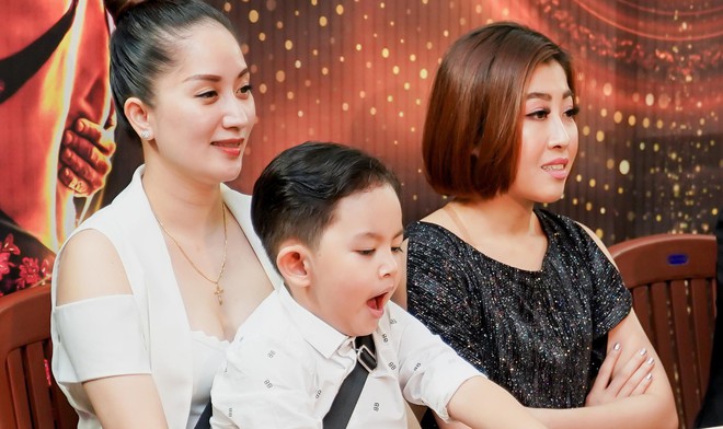 Khánh Thi khoe con trai 4 tuổi đầy chững chạc trên ghế nóng show thực tế mới - Ảnh 6.