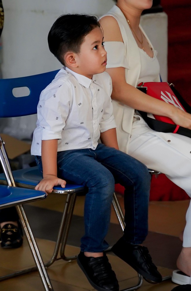 Khánh Thi khoe con trai 4 tuổi đầy chững chạc trên ghế nóng show thực tế mới - Ảnh 7.
