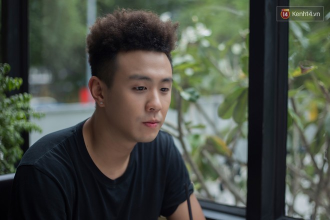 &ldquo;Anh Thầy Ng&ocirc;i Sao Huyme: T&ocirc;i đ&atilde; đấu tranh quyết liệt để giữ lại giọng thật trong phim! - Ảnh 8.