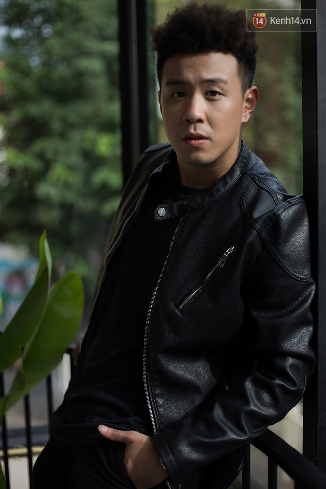 &ldquo;Anh Thầy Ng&ocirc;i Sao Huyme: T&ocirc;i đ&atilde; đấu tranh quyết liệt để giữ lại giọng thật trong phim! - Ảnh 9.