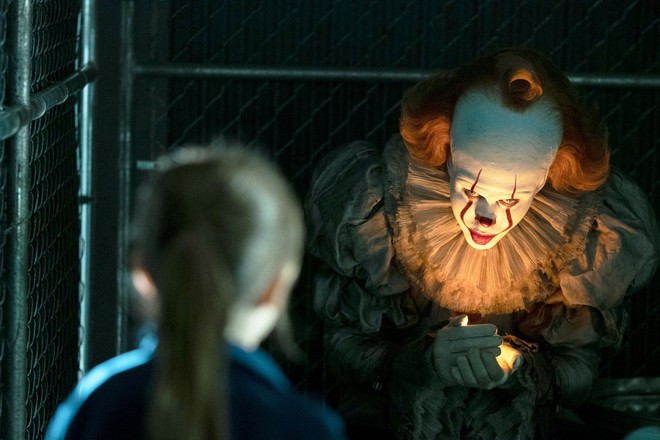 Nhìn vẻ điển trai của Bill Skarsgard - gã hề ma quái trong “IT 2”, chị em có nô nức đòi chui xuống cống? - Ảnh 9.