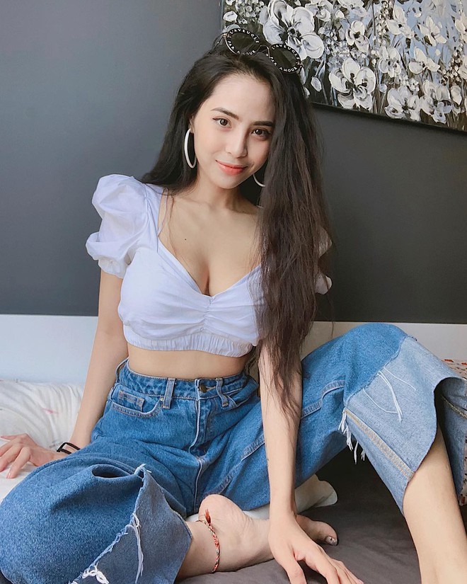 T&iacute;ch cực diện đồ khoe v&ograve;ng 1 căng tr&agrave;n, 3 người đẹp Vbiz chứng minh: L&agrave;m mẹ bỉm sữa kh&ocirc;ng c&oacute; nghĩa l&agrave; ngừng sexy - Ảnh 10.