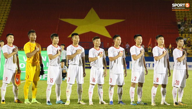 Bóng đá Việt Nam quyết chơi lớn, bổ nhiệm HLV từng dự World Cup làm thuyền trưởng U18 Việt Nam - Ảnh 2.