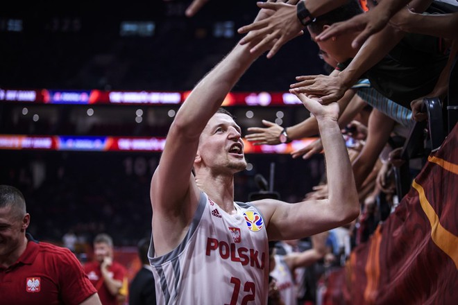 Kết quả ngày thi đấu 6/9 FIBA World Cup 2019: Những cái tên đầu tiên ở vòng tứ kết đã lộ diện - Ảnh 1.