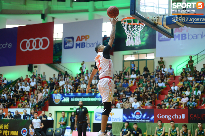 Gi&agrave;nh chiến thắng kịch t&iacute;ch trước Saigon Heat, Cantho Catfish vươn l&ecirc;n dẫn trước 1-0 ở loạt chung kết VBA 2019 - Ảnh 2.