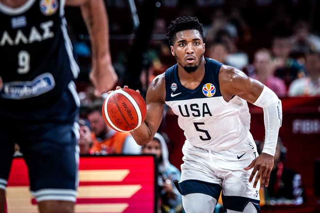 Nghiền nát Giannis Antetokounmpo, Mỹ hiên ngang tiến vào vòng loại trực tiếp FIBA World Cup 2019 - Ảnh 1.