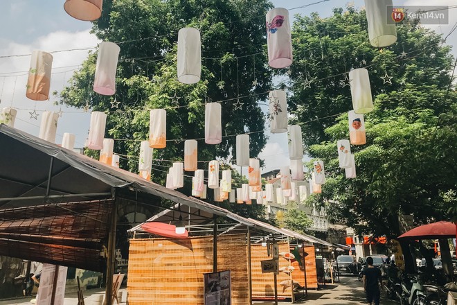 Rủ bạn check in con phố hot nhất Hà Nội mùa Trung thu, ngờ đâu lại nghẹt thở vì thực tế không như lời đồn - Ảnh 8.