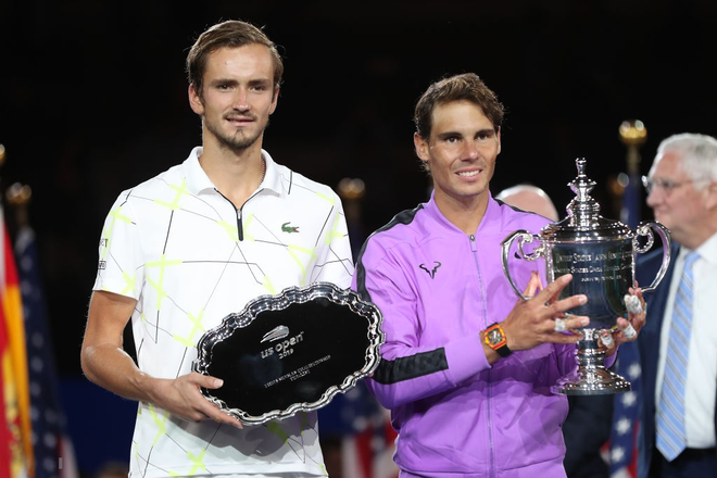 Điều người h&acirc;m mộ Federer lo sợ đ&atilde; đến: Nadal gi&agrave;nh Grand Slam thứ 19 sau chiến thắng kịch t&iacute;nh ở chung kết US Open - Ảnh 11.