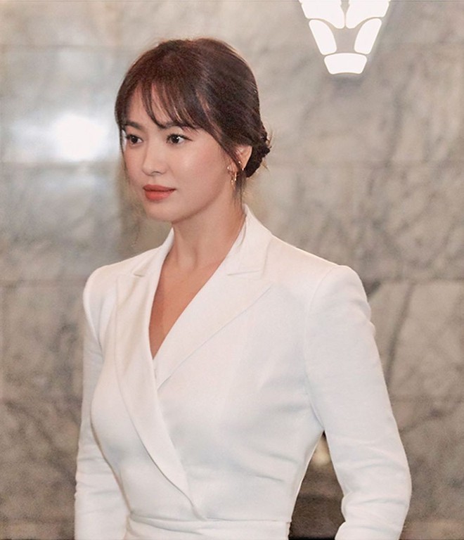 Loạt ảnh chính thức của Song Hye Kyo tại sự kiện quốc tế ở Mỹ: Cố gồng làm gì, chị xuất thần nhất là khi sương sương! - Ảnh 7.