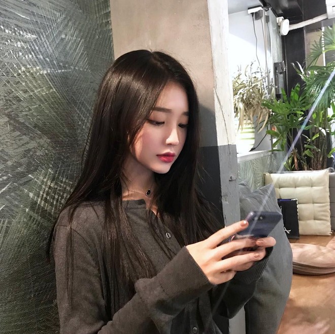 B&agrave;o tiền anh trai mưa cho đ&atilde; đời, c&ocirc; g&aacute;i tặng lu&ocirc;n cho khổ chủ 1 c&uacute; twist cực mạnh: Em lấy chồng, anh đến dự nh&eacute;! - Ảnh 1.