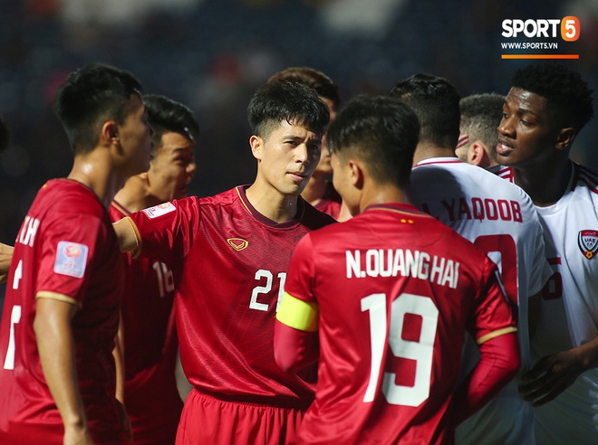 Chuyên gia săn tây Trọng ỉn trở lại, hàng thủ U23 Việt Nam đứng vững trước sóng gió UAE tạo ra - Ảnh 9.