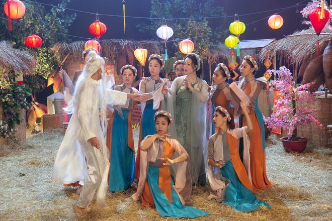 Thị Bình Nhật Kim Anh của Tiếng Sét Trong Mưa mang tích 12 Bà Mụ và truyền thuyết Thạch Sùng vào MV mới, khoe vẻ đẹp mặn mà không tuổi - Ảnh 5.