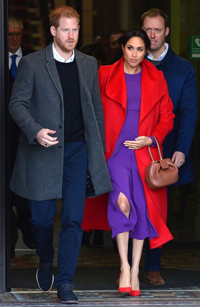 Ho&agrave;ng tử Harry - Meghan đ&atilde; ủ mưu từ l&acirc;u: Tẩm ngẩm tầm ngầm chuẩn bị cả năm, tham vọng x&acirc;y dựng đế chế thời trang ngh&igrave;n tỷ - Ảnh 1.