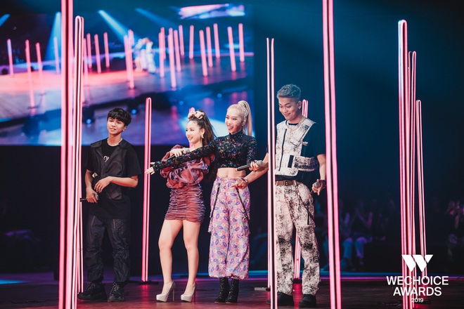 BigDaddy x Emily x AMEE x Sóc Nâu làm ngất ngây khán giả bằng bản mashup đỉnh cao hậu dư âm WeChoice Awards 2019 - Ảnh 2.