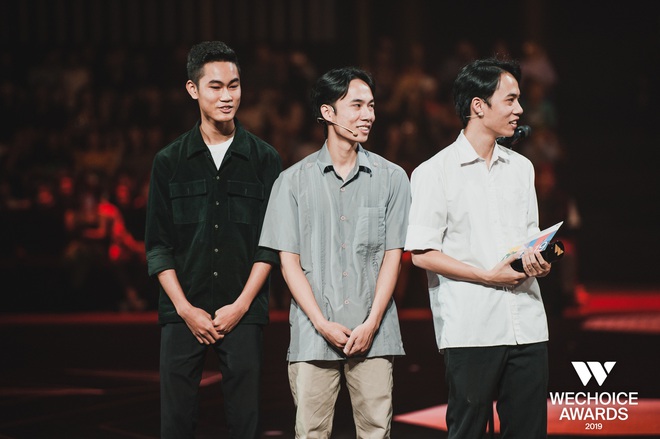 WeChoice Awards 2019: vượt quá khuôn khổ của một lễ trao giải, các tiết mục trình diễn đều là những sân khấu âm nhạc trong mơ! - Ảnh 19.