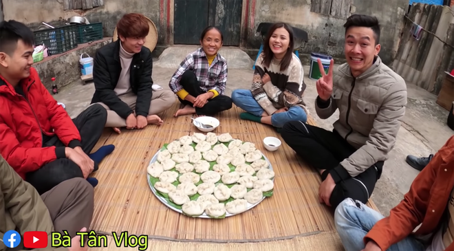 Dở khóc dở cười với món há cảo của bà Tân Vlog: to như cái bánh bao và dẻo như bánh nếp, không biết hương vị thật sự sẽ thế nào? - Ảnh 10.