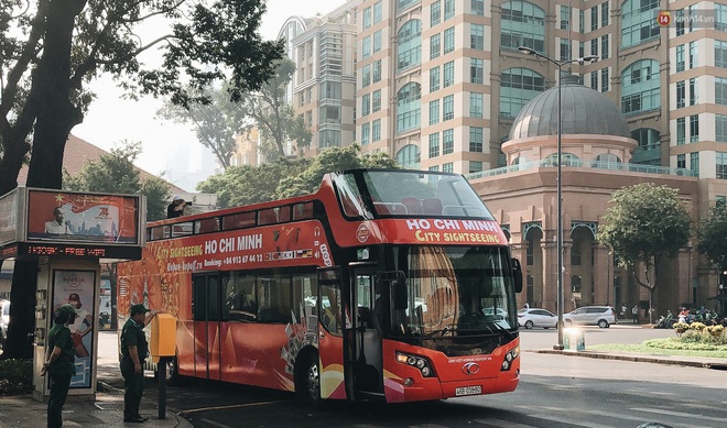 Sau Hà Nội, xe buýt 2 tầng mui trần chính thức lăn bánh ở Sài Gòn với giá vé hơn 300.000 đồng/lượt - Ảnh 2.