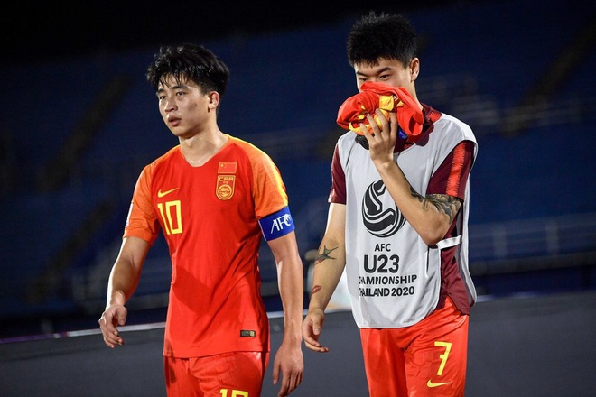 Cầu thủ Trung Quốc suy sụp, bật kh&oacute;c nức nở sau VCK U23 ch&acirc;u A tệ chưa từng c&oacute; trong lịch sử - Ảnh 5.