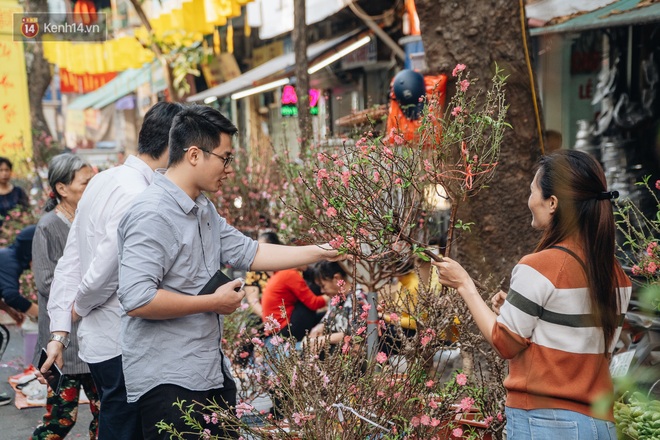 Dạo chơi chợ Tết truyền thống chỉ mở một phiên duy nhất trong năm ở Hà Nội - Ảnh 13.