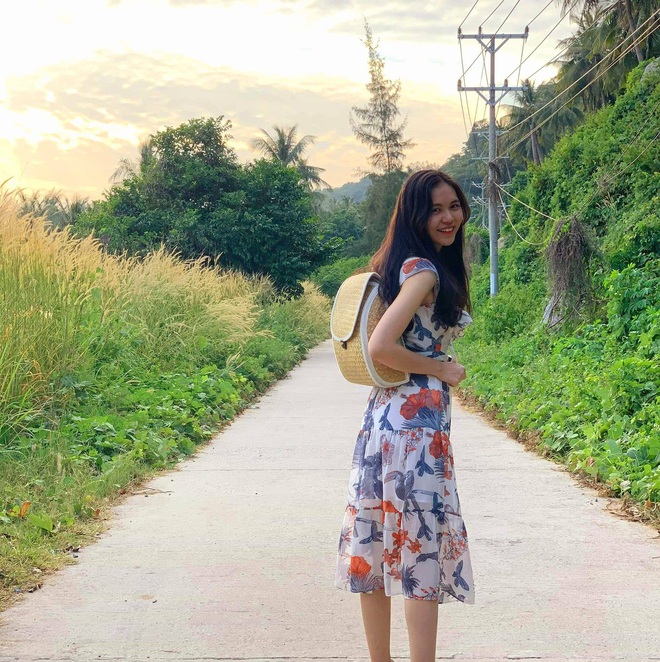 Nữ sinh 19 tuổi trường B&aacute;o trở th&agrave;nh đại sứ Đại dương xanh năm 2019 của Bộ T&agrave;i nguy&ecirc;n v&agrave; M&ocirc;i trường - Ảnh 2.