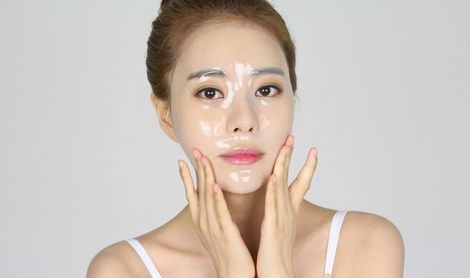 Đắp mặt nạ mỗi ngày là bí quyết làm đẹp của nữ thần Phạm Băng Băng, Chí Linh nhưng hãy cẩn thận nếu không muốn bị hỏng da mặt - Ảnh 1.