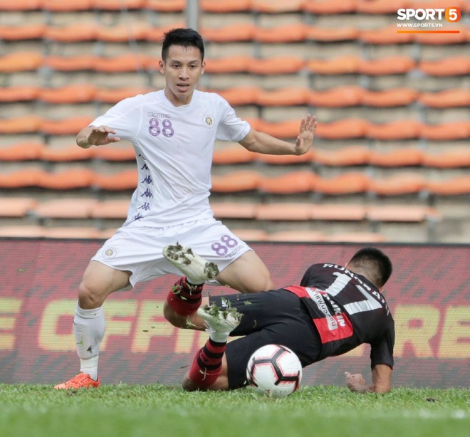 Hà Nội FC thất bại trước đội bóng Thái Lan tại giải đấu giao hữu có thể thức lạ kỳ - Ảnh 3.