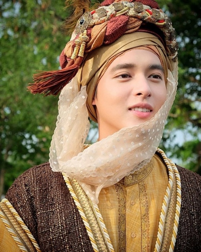 4 nam thần cổ trang nức tiếng màn ảnh Thái: đáng yêu nhất phải kể đến hoàng tử nụ cười James Jirayu! - Ảnh 10.