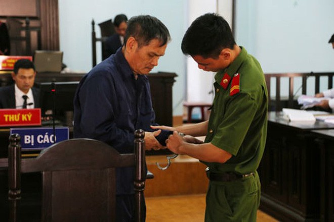 Chủ nh&agrave; bị tố hiếp d&acirc;m c&ocirc; g&aacute;i khuyết tật: Bị c&aacute;o quanh co chối tội - Ảnh 1.