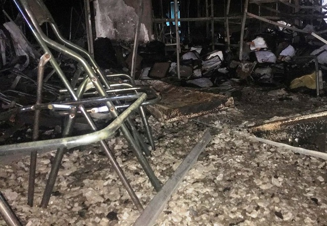 Hiện trường vụ cháy tòa nhà dầu khí Thanh Hóa khiến 2 người chết, 13 người bị thương  - Ảnh 7.
