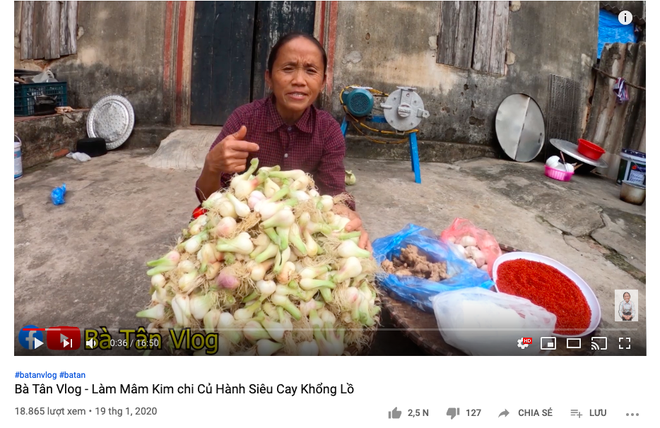 Biến tấu món kim chi “made in Việt Nam” với củ hành, bà Tân còn giới thiệu cách ăn mới ở cuối clip khiến ai cũng… té ngửa - Ảnh 1.