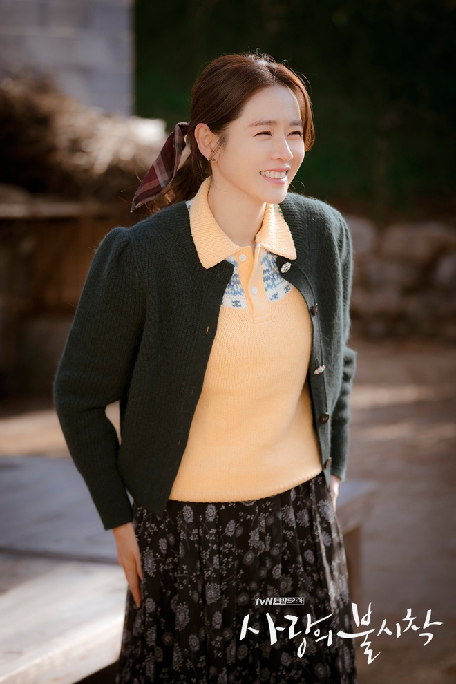 Sốc vì bí quyết để có được visual đỉnh của chị đẹp Son Ye Jin trong “Crash Landing On You”: Chỉ son bóng là đủ lên hình? - Ảnh 5.