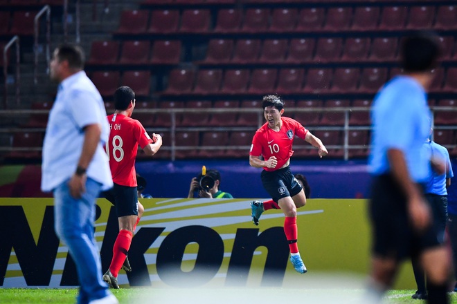 U23 Hàn Quốc vào bán kết U23 châu Á 2020 đầy kịch tính bằng siêu phẩm ở phút cuối cùng - Ảnh 3.