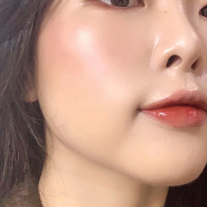 Nếu bạn chăm m&atilde;i m&agrave; da vẫn chẳng mướt m&aacute;t, lại c&ograve;n nổi mụn, dễ l&agrave; do sữa rửa mặt bạn đang d&ugrave;ng c&oacute; chứa 5 tội đồ - Ảnh 3.