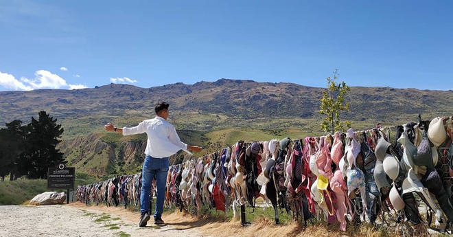 “Hàng rào áo ngực” độc nhất thế giới vô tình trở thành điểm check-in hút khách tại New Zealand, tìm hiểu nguồn gốc hình thành ai cũng ngạc nhiên - Ảnh 14.