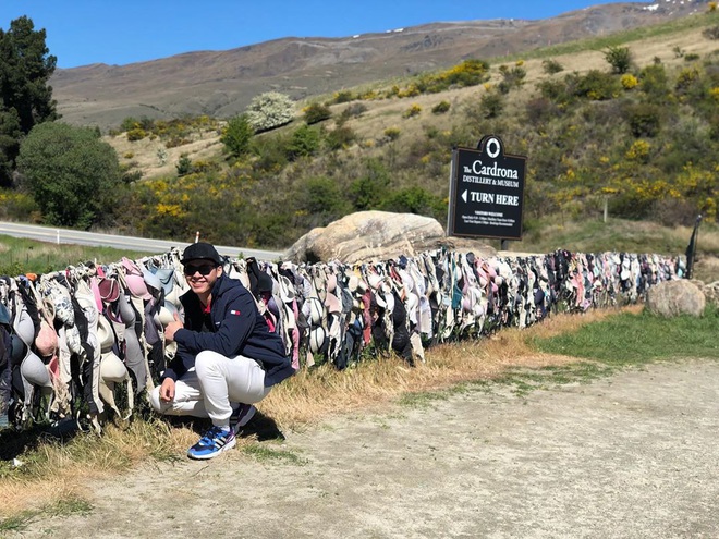 “Hàng rào áo ngực” độc nhất thế giới vô tình trở thành điểm check-in hút khách tại New Zealand, tìm hiểu nguồn gốc hình thành ai cũng ngạc nhiên - Ảnh 7.