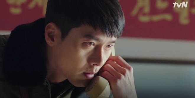 Nghe tin Son Ye Jin bị dọa giết, Hyun Bin bỏ việc chạy luôn sang Hàn Quốc đoàn tụ crush ở tập 10 Crash Landing on You - Ảnh 4.