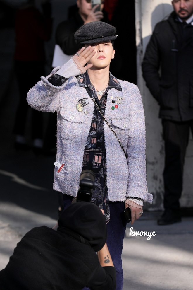 G-Dragon lọt top 3 trending tại show Chanel sau xuất ngũ