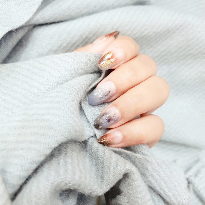 Chị em nô nức vào khoe bộ nail chơi Tết: Người làm đơn giản chỉ vài chục, người sương sương bộ móng hơn 700k - Ảnh 8.