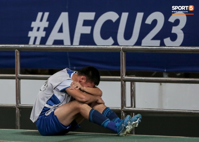 Tuột HCĐ U23 châu Á 2020, đương kim vô địch Uzbekistan càng đau đớn khi mất luôn tấm vé cuối cùng đến ngày hội thể thao lớn nhất hành tinh - Ảnh 3.