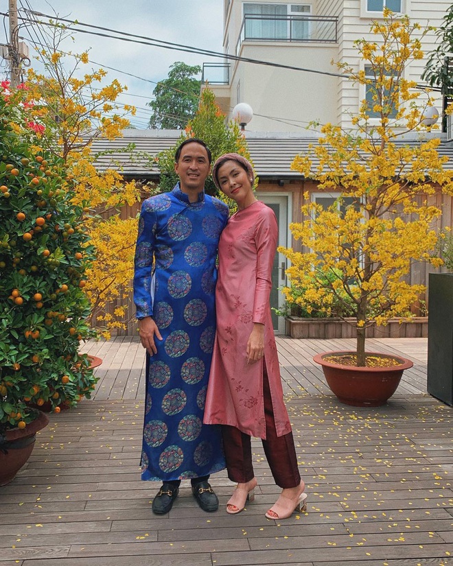 Học Hà Tăng, Yến Trang, Yến Nhi chọn giày dép kết hợp cực nuột với áo dài, đã vậy còn tôn dáng hết cỡ - Ảnh 2.
