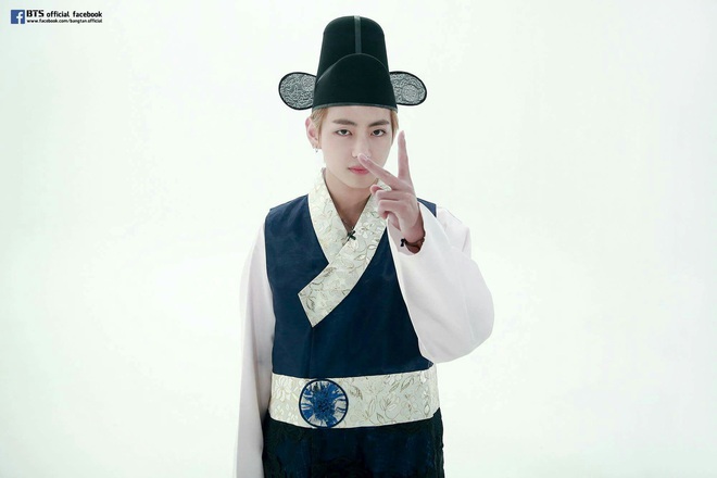 BTS lột xác khi diện hanbok trên show thực tế nhân dịp đầu năm mới - Ảnh 11.