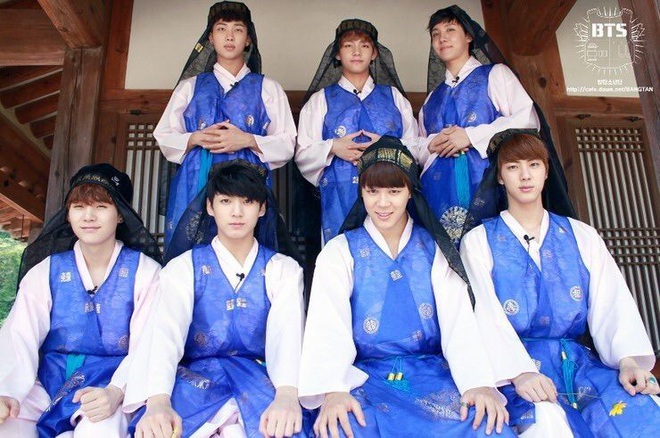 BTS lột xác khi diện hanbok trên show thực tế nhân dịp đầu năm mới - Ảnh 3.