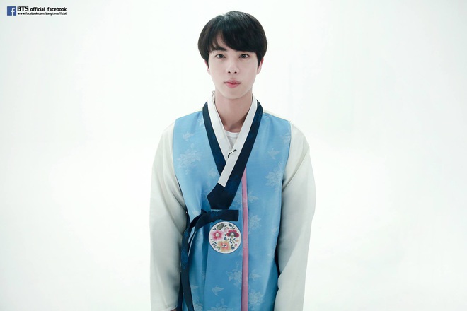 BTS lột xác khi diện hanbok trên show thực tế nhân dịp đầu năm mới - Ảnh 10.