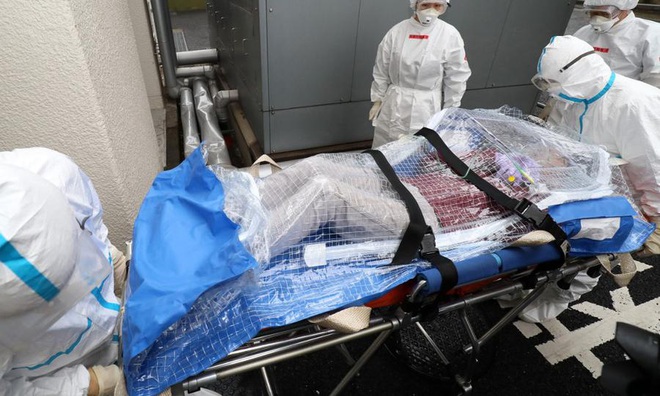 Cập nhật dịch viêm phổi Vũ Hán: Đã có 80 người chết, hơn 2700 trường hợp nhiễm virus, lan ra nhiều quốc gia và đến giờ vẫn chưa có vaccine - Ảnh 2.